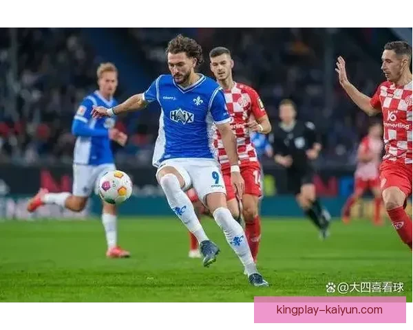 沙尔克球员在本赛季持续提升，整体表现逐渐回暖，状态备受关注。